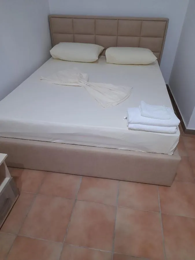 Alexander Stay Hotel فلورا
